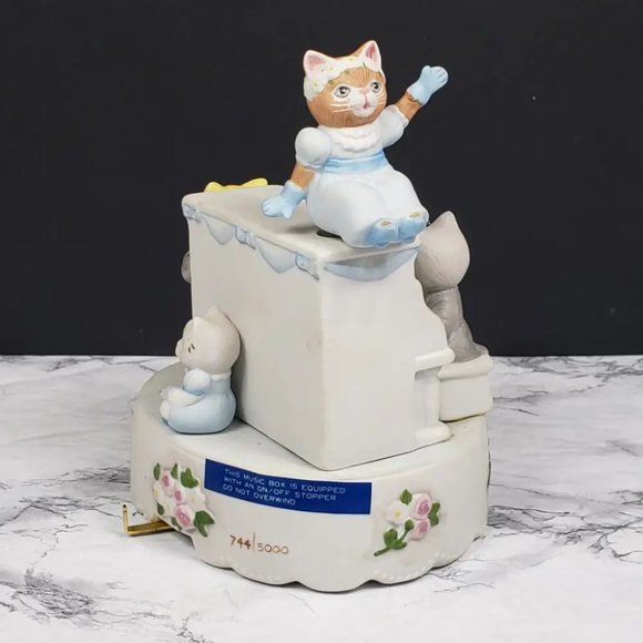 Kitty Cucumber Musical Figurine Schmid The reception Vintage - Picture 6 of 10